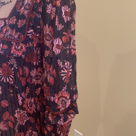 Steve May Floral Blouse - Picture 2 of 5